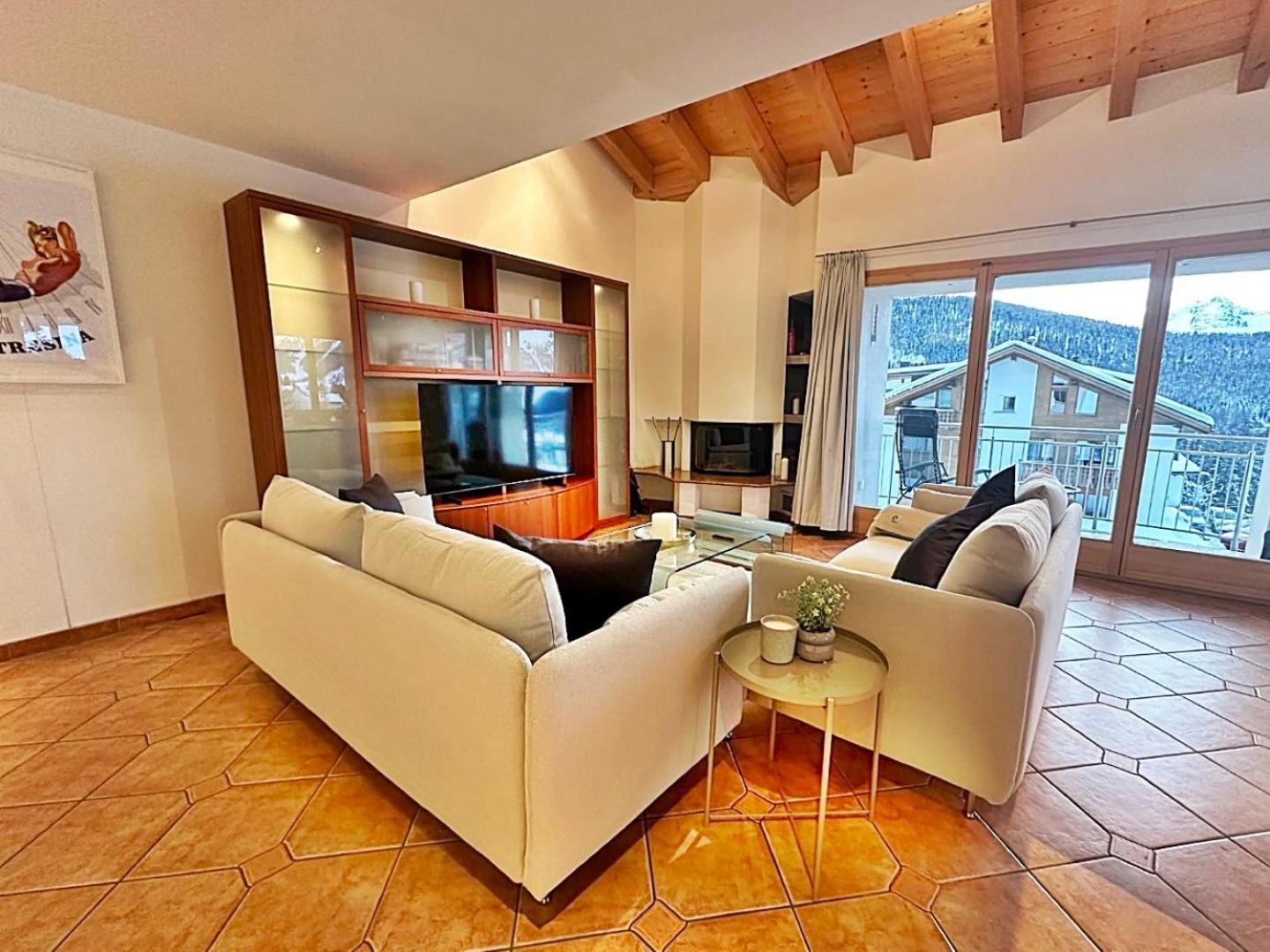 Appartement Attika - 85m2, Holz, Ausblick, Mit Garage - Me17-a *